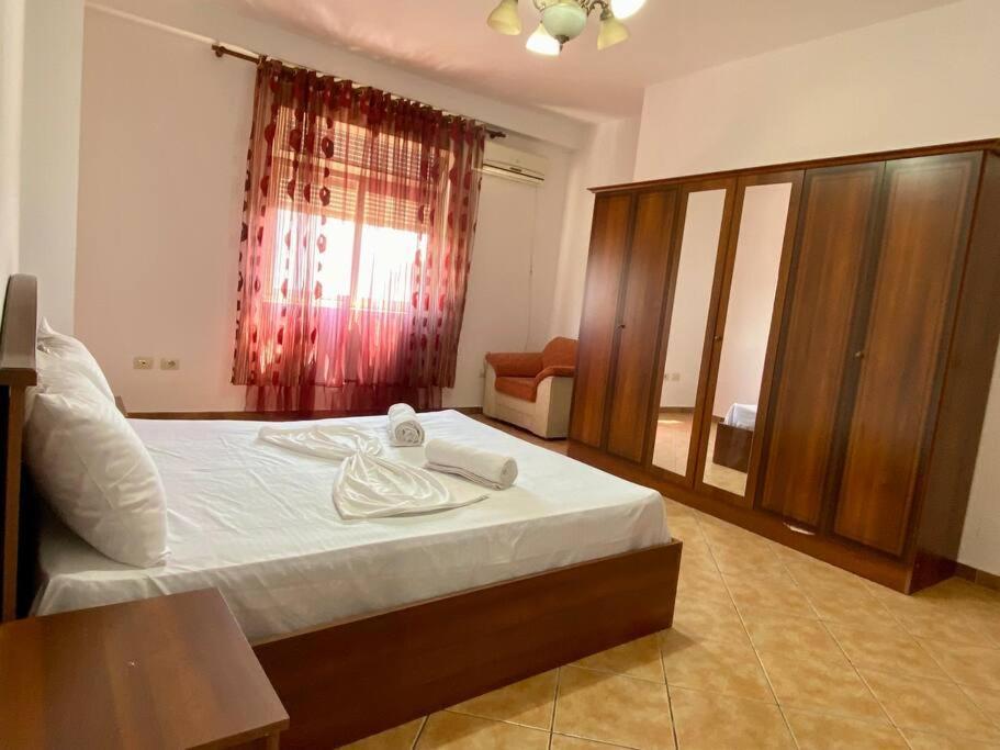 Roel Apartments Shkodra Center Exteriör bild